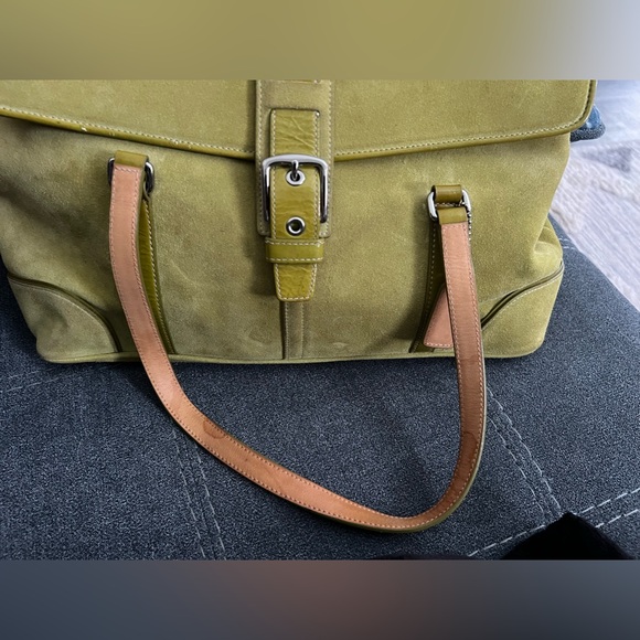 Vintage Green suede Coach hand bag - Picture 2 of 11